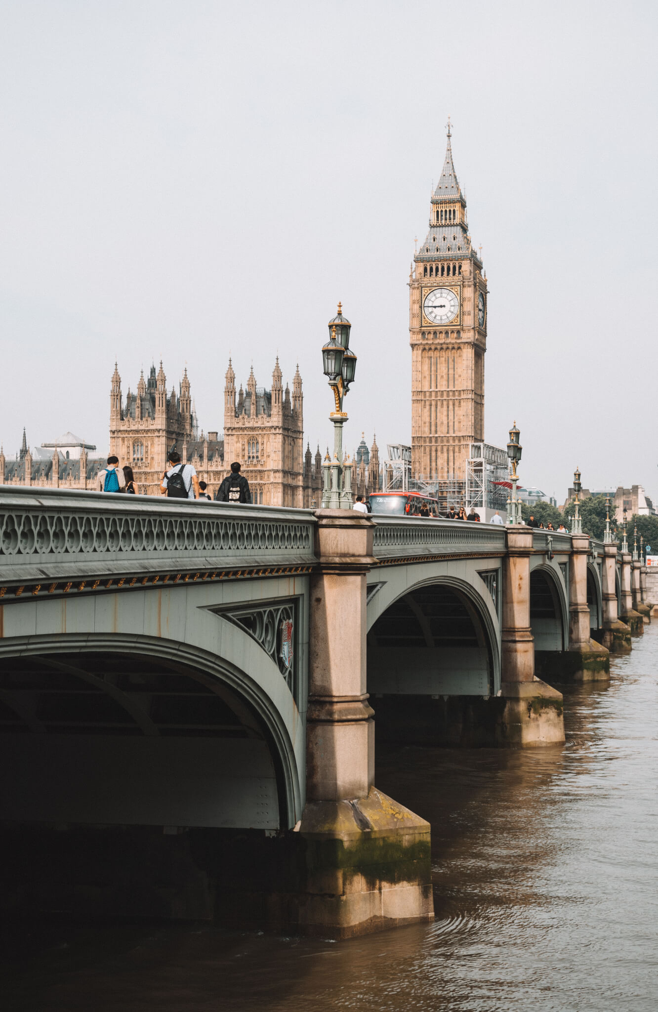 Londýn záber na most a vežu Big Ben